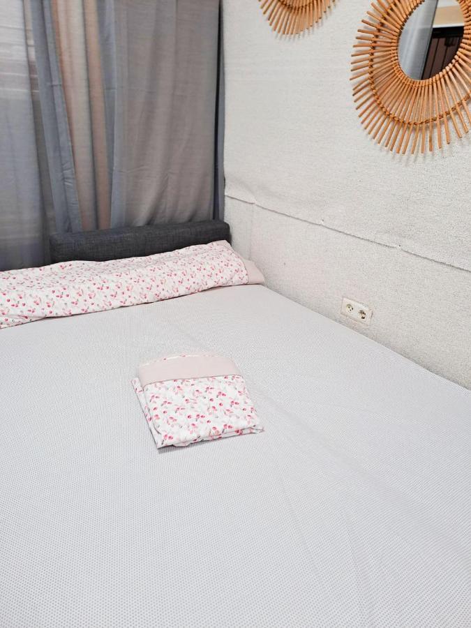 Loft Premium - Puente De Triana Apartment เซบีญา ภายนอก รูปภาพ